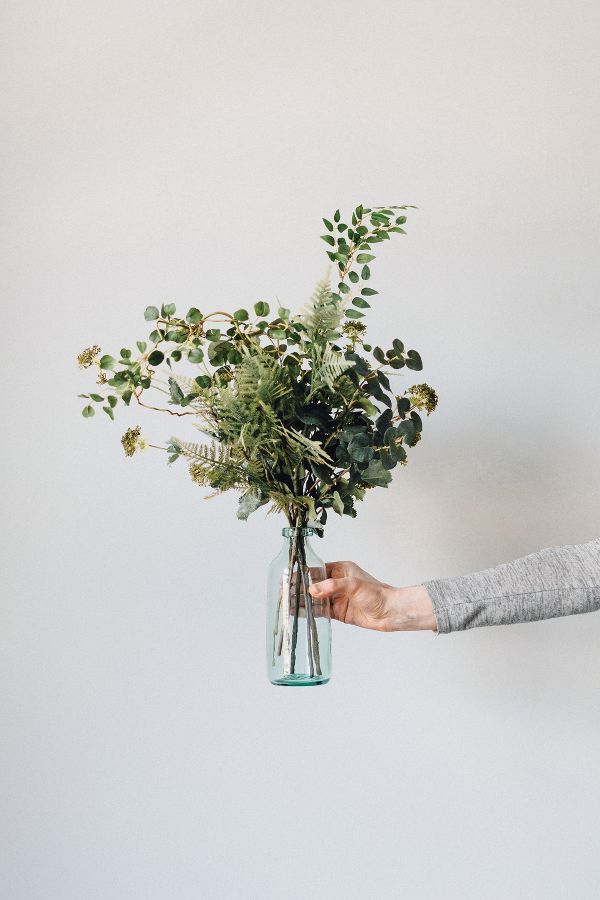 Vista diapositiva: 1: Fiori finti di Greenery Posy