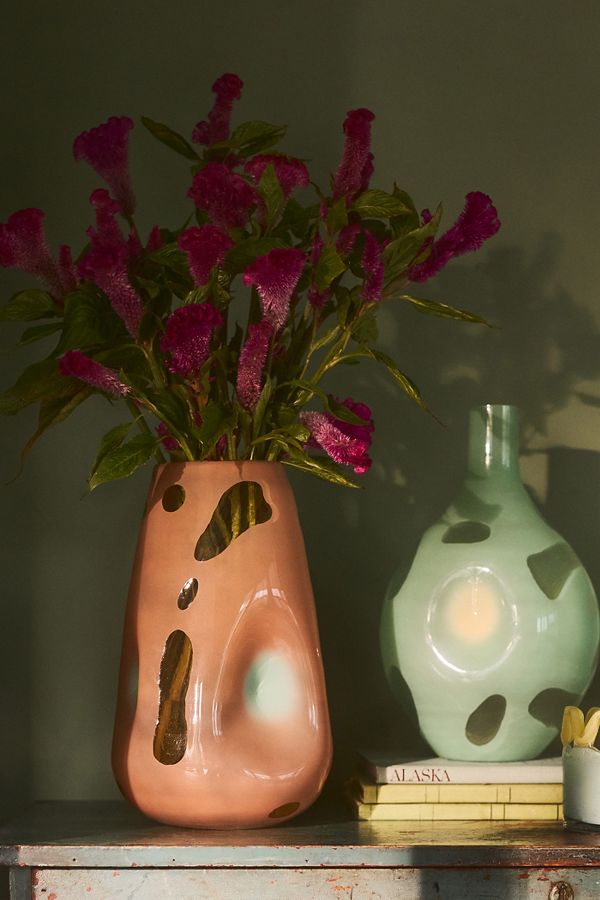 Slide View: 1: Aura Glass Vase