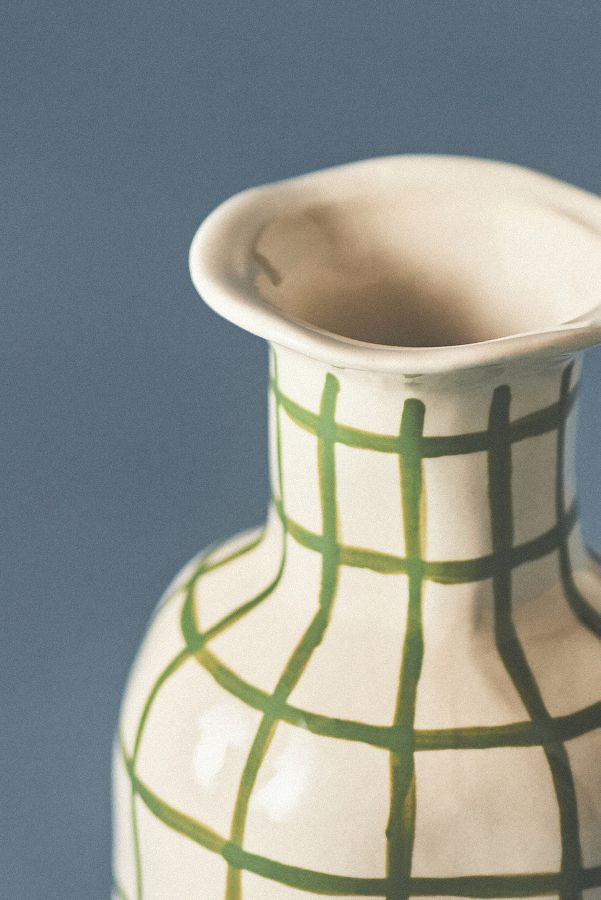 Slide View: 6: Green Checkered Vase