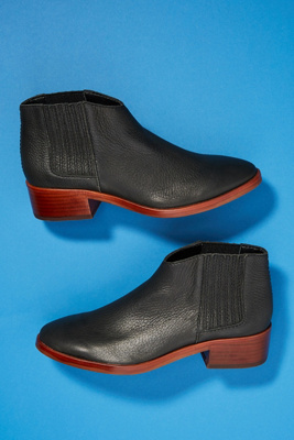 dolce vita towne ankle boots