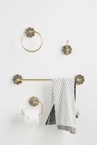 Slide View: 3: Botanist Towel Ring