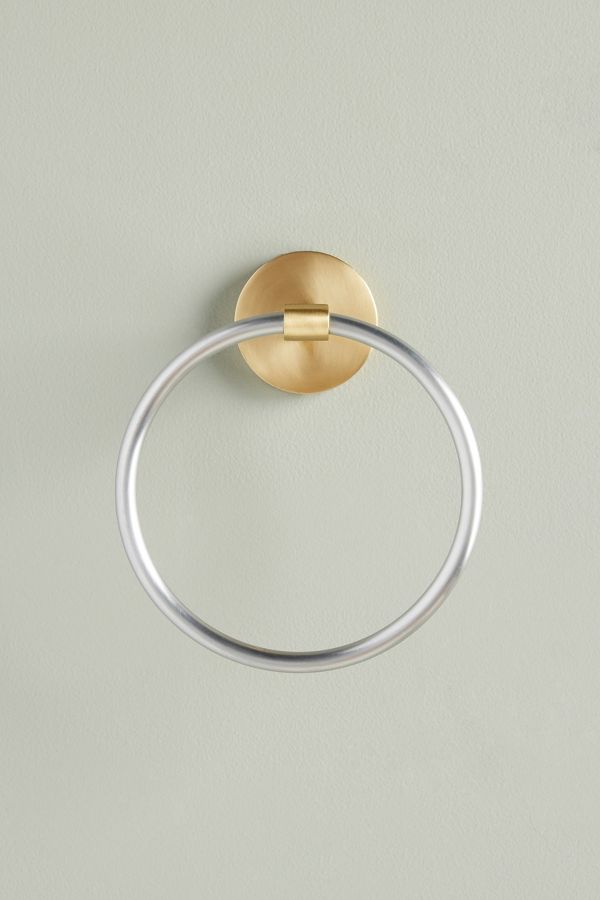 Slide View: 2: Villa Towel Ring