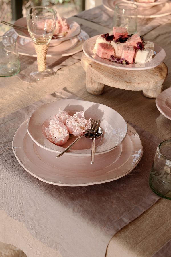 Slide View: 4: The Glenna Italian Earthenware Dinner Plates, Set of 4