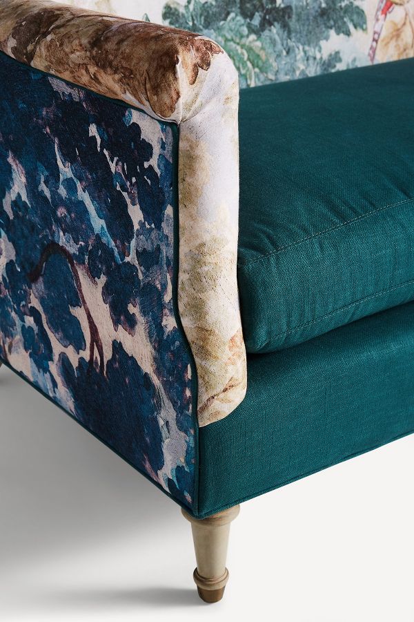 Slide View: 5: Judarn Pied-A-Terre Sofa