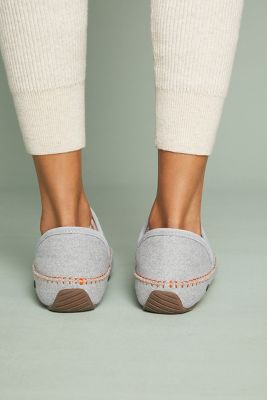 emu lochlan slipper