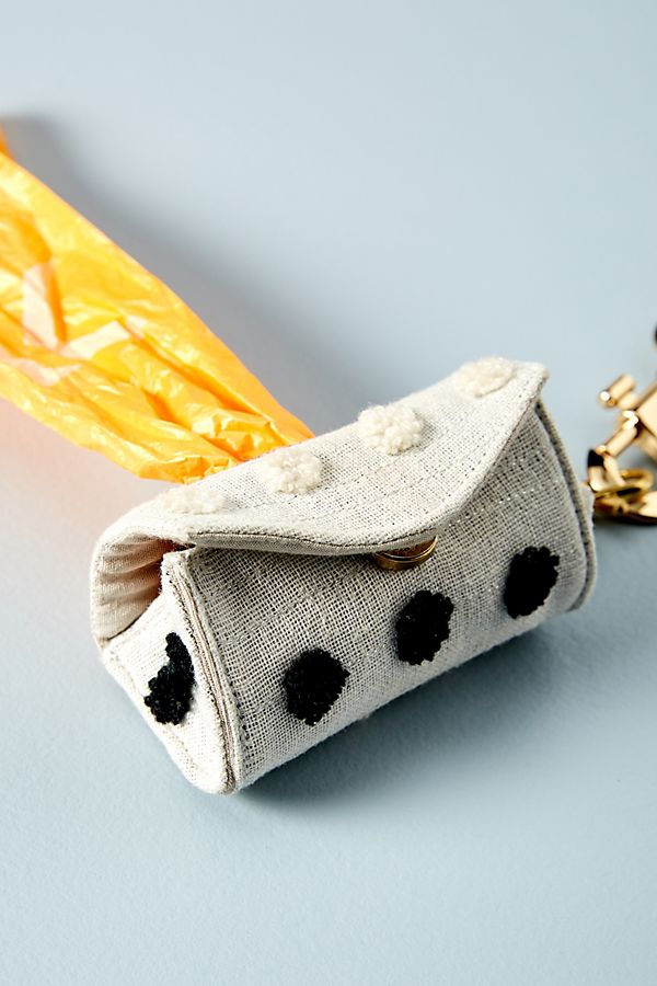 Slide View: 1: Pom Pom Clean-Up Bag Dispenser