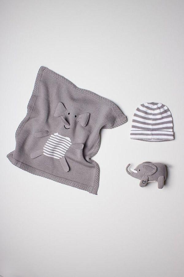 Slide View: 1: Estella Organic Elephant Blanket Baby Gift Set