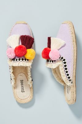 soludos coco pom pom mule