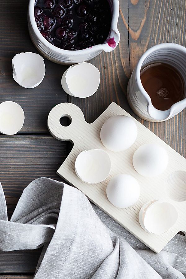 Slide View: 2: Farmhouse Pottery Cornish Half Dozen Egg Board