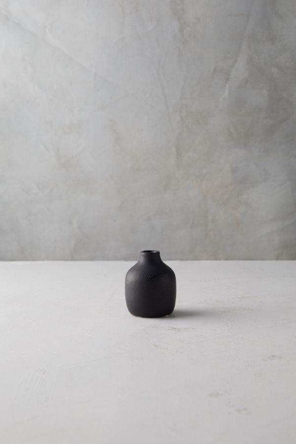 Slide View: 3: Matte Terracotta Bud Vase, Low