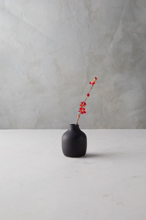 Slide View: 2: Matte Terracotta Bud Vase, Low