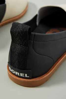 sorel sport flats