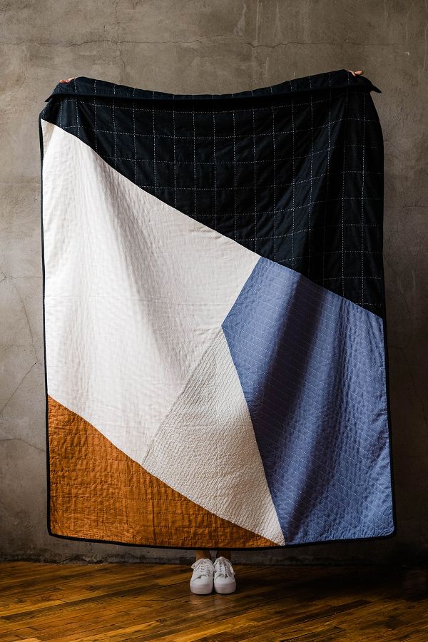 Slide View: 1: Anchal Naari Throw Blanket