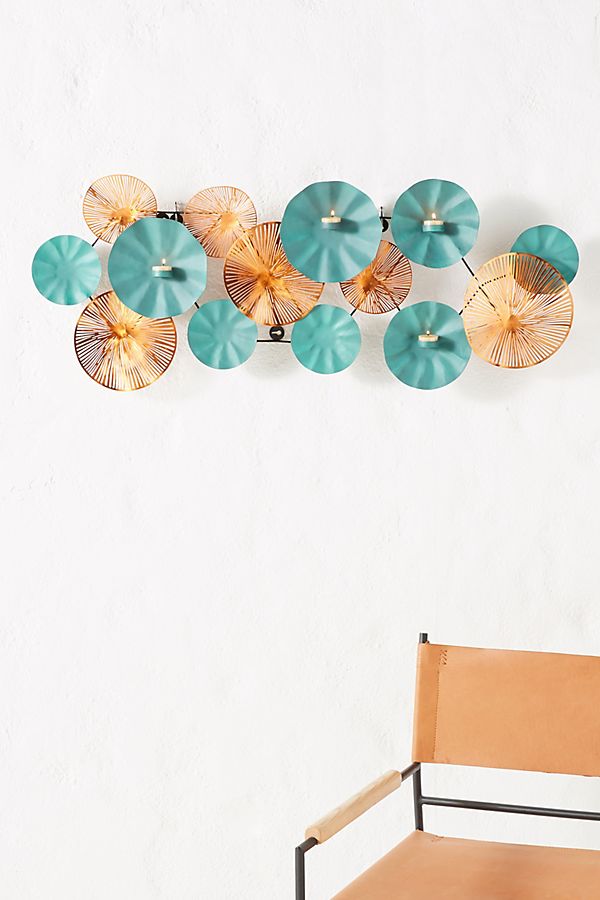 Slide View: 1: Water Lily Decorative Sconce