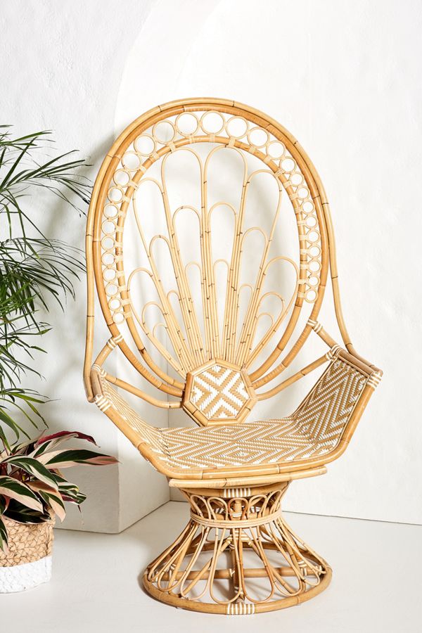 Wicker Peacock Chair