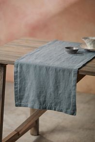 Slide View: 1: Lithuanian Linen Runner