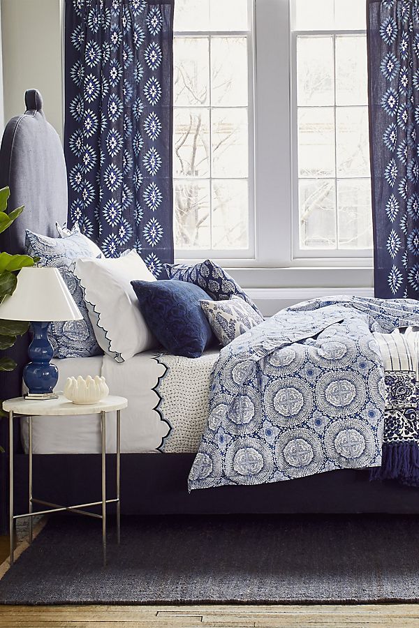 Slide View: 1: John Robshaw Kala Duvet