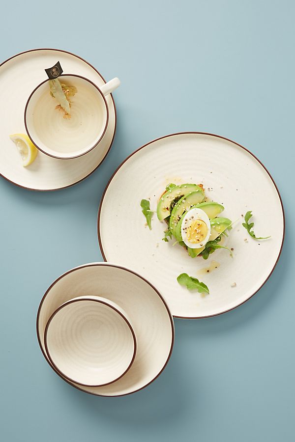 Slide View: 1: Ilana Matte Dinner Plates, Set of 4