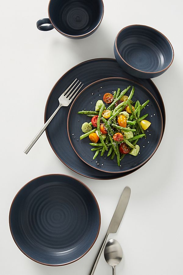 Slide View: 1: Ilana Matte Dinner Plates, Set of 4