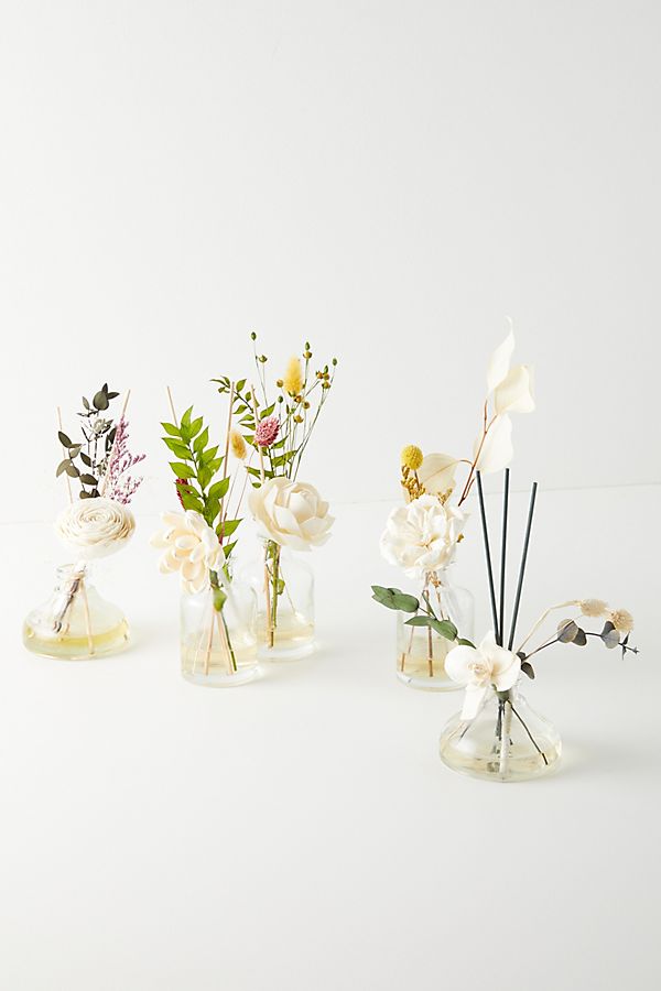 Slide View: 1: Floral Bouquet Diffuser