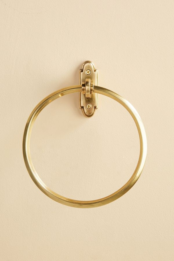 Slide View: 1: Raina Towel Ring