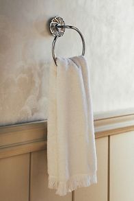 Slide View: 1: Gracie Towel Ring