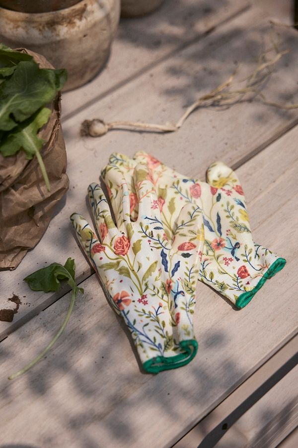 Slide View: 1: Floral Garden Weeder Gloves