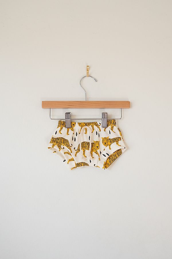 Slide View: 1: Lola & Stella Organic Shorts
