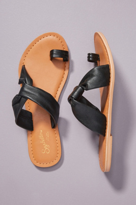 seychelles toe ring sandals
