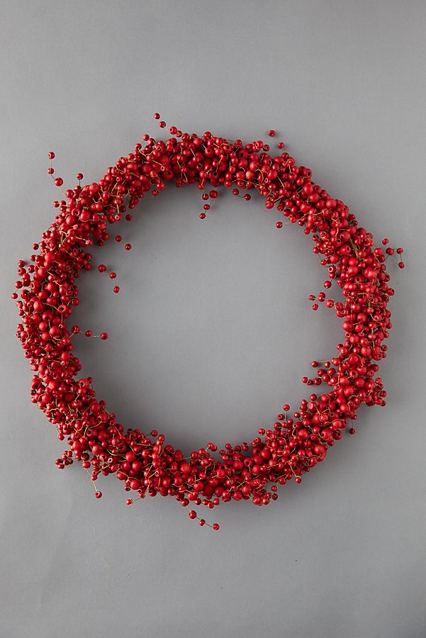 Slide View: 1: Red Berry Wreath