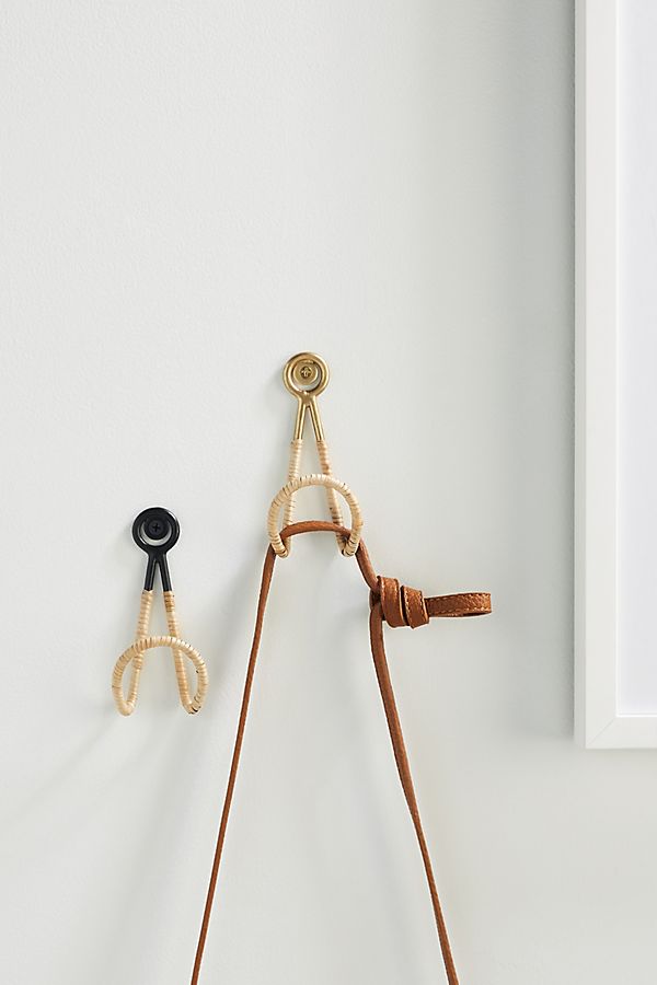 Slide View: 2: Mia Rattan Hook