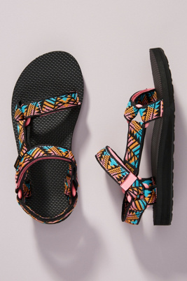 where to buy tevas near me