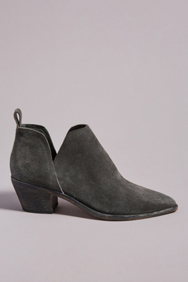 sonni pointy toe bootie