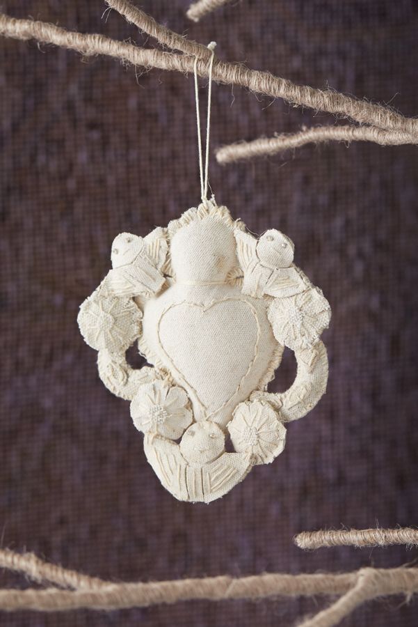 Slide View: 1: Sacred Heart Ornament