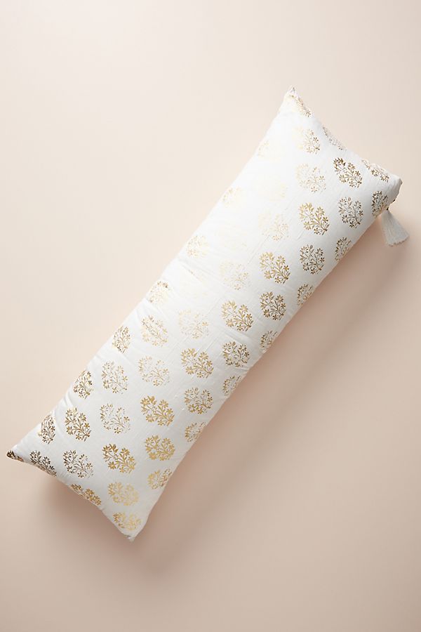 Slide View: 1: Daniela Pillow