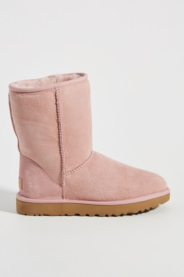 UGG Classic Short II Boots - Come discover Pretty Pink Christmas Decor Inspiration with holiday interiors as well as shopping resources. #pinkChristmas #holidaydecor #christmasdecorating