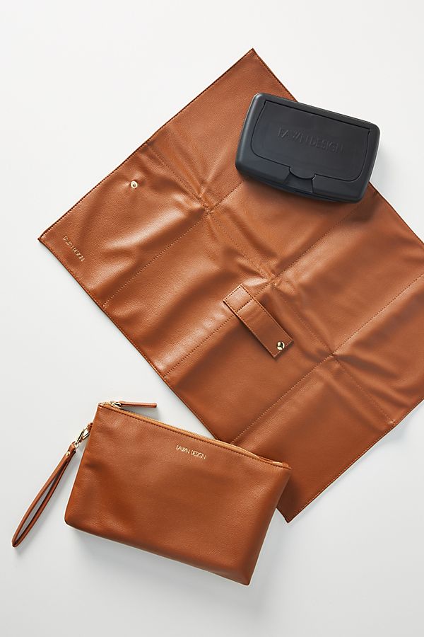 Slide View: 1: Fawn Design Changing Clutch