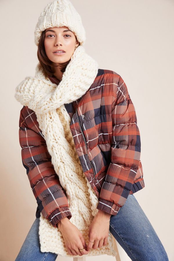 Slide View: 1: Rita Cable Knit Wool Scarf