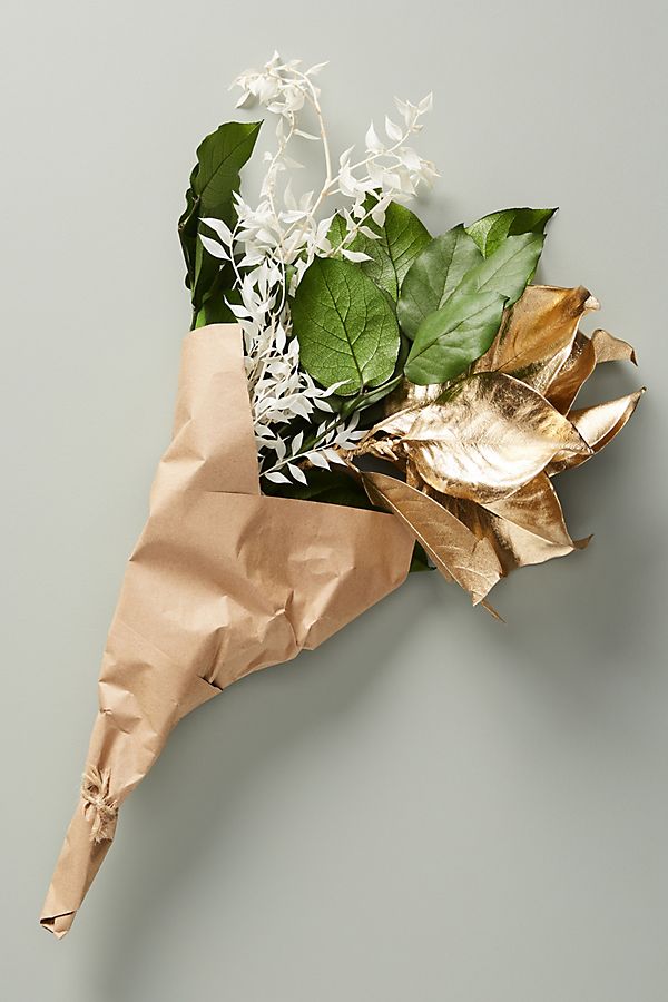 Slide View: 1: Dried Magnolia Bouquet