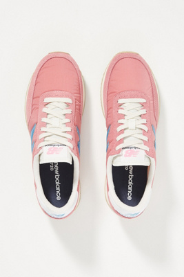 new balance sneakers 720