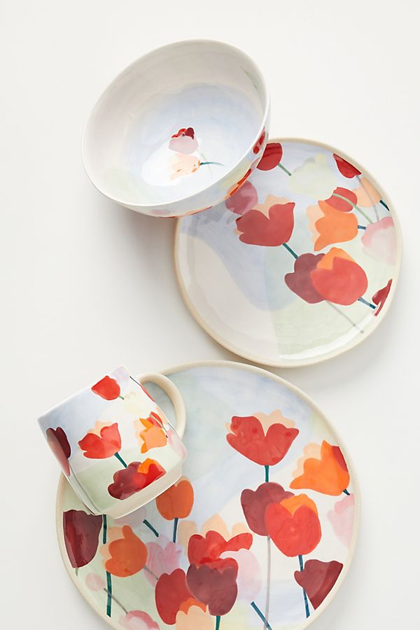 Slide View: 3: Tulip Dinner Plates, Set of 4