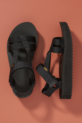 teva lightweight sandals