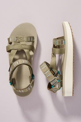 lightweight teva sandals