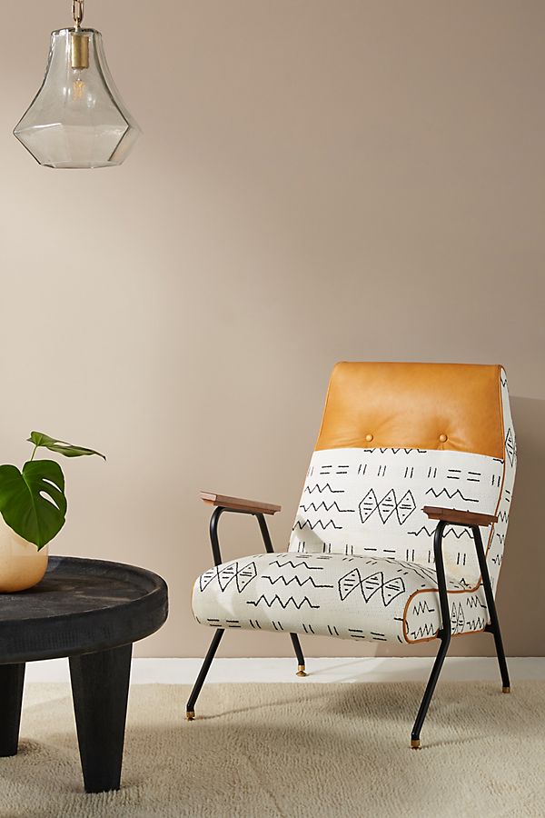 Slide View: 1: Quentin Chair