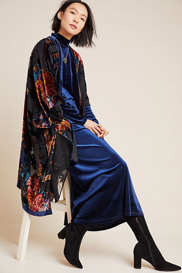 Slide View: 1: Loretta Burnout Velvet Kimono