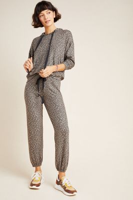 sundry leopard jogger