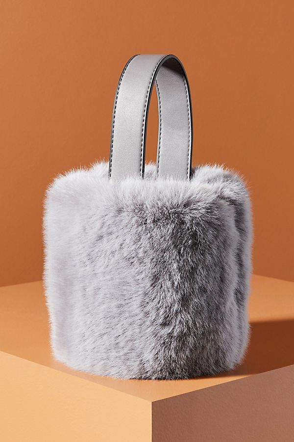 Slide View: 1: Felicity Cozy Bucket Bag