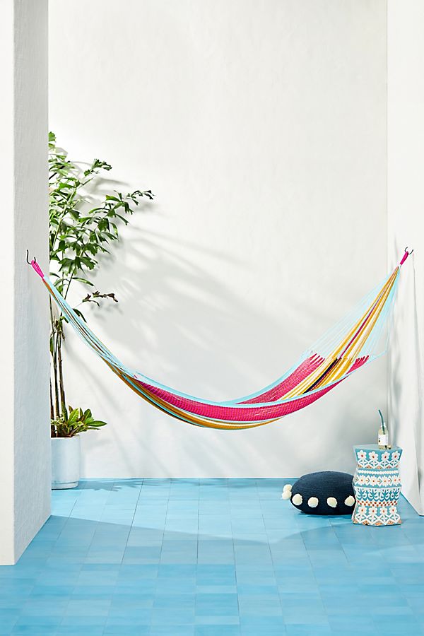Slide View: 1: Capri Hammock