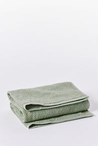 Slide View: 1: Coyuchi Air Weight Organic Oversized Hand Towel