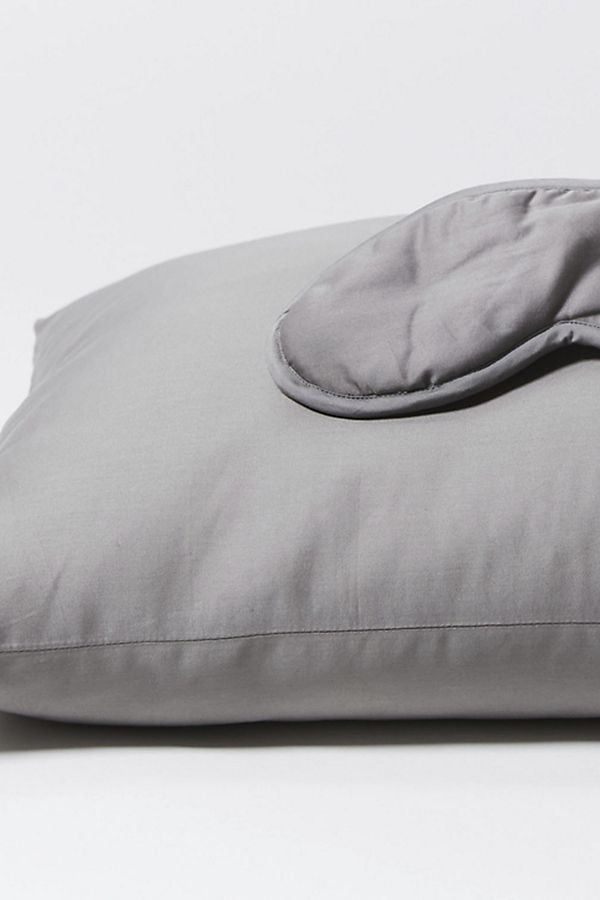Slide View: 1: Coyuchi 300 Thread Count Organic Sateen Travel Sleep Set